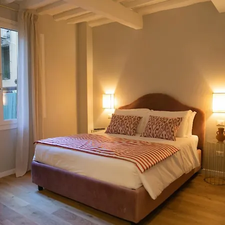 Bed & Breakfast Lunaria - Fyodor Dostoyevsky's House *